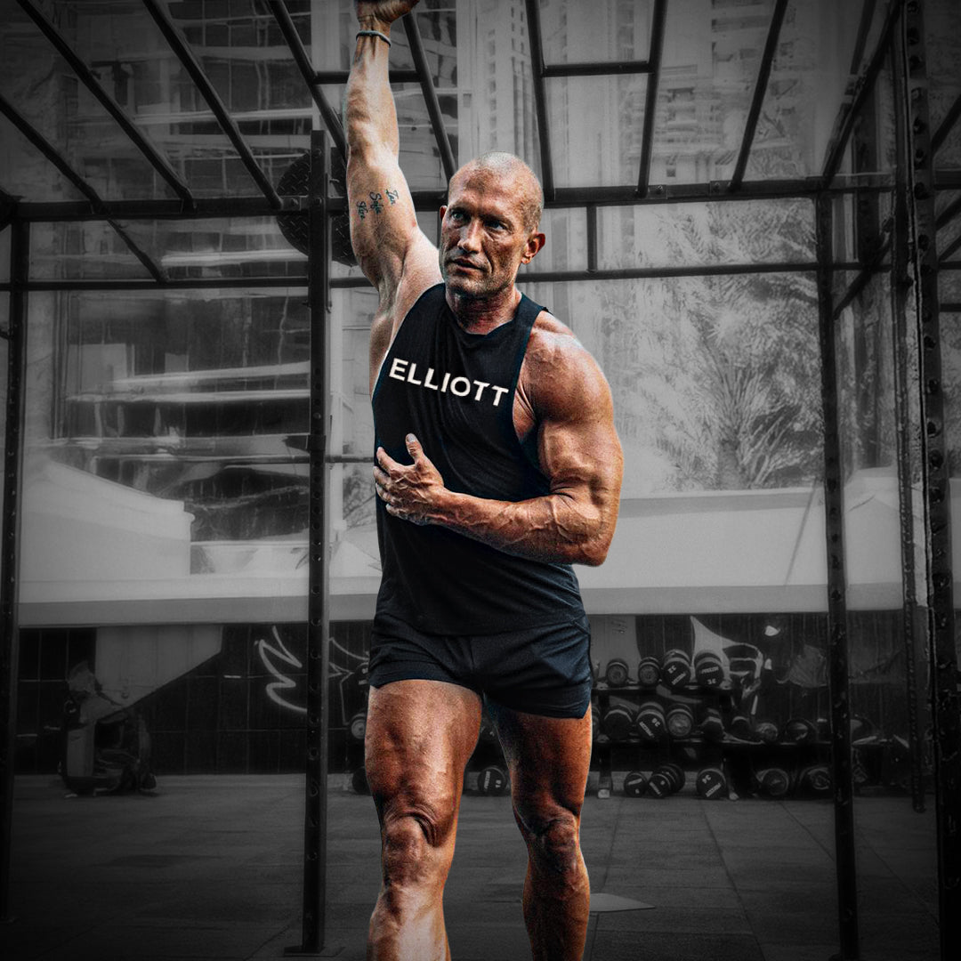 ELLIOTT / No Rich Parents Statement T-shirt