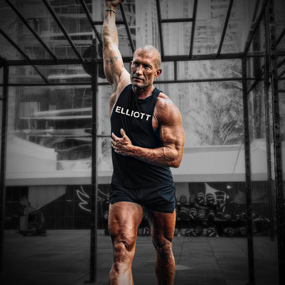 ELLIOTT / No Rich Parents Statement T-shirt