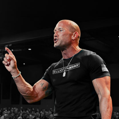 ELLIOTT ARMY Classic / No Rich Parents T-shirt